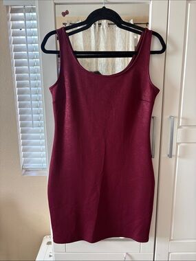 Soprano Sleeveless Scoop Neck Mini Dress - Burgundy